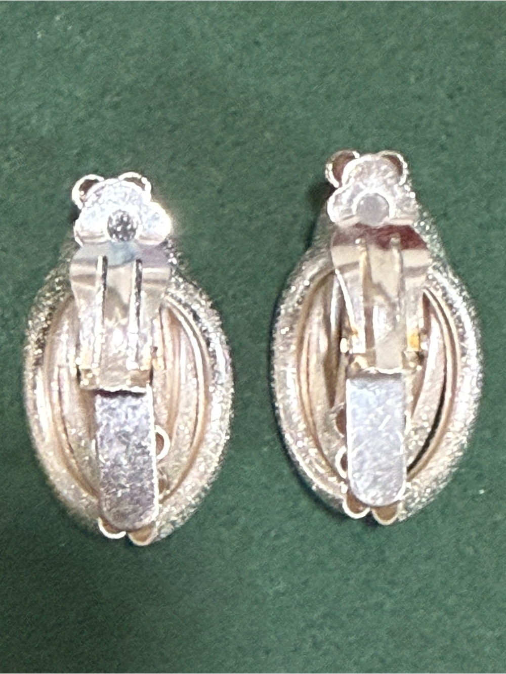 Vintage Two Tone & Silver Tone Clip On Earrings 2 Pairs - Picture 8 of 9